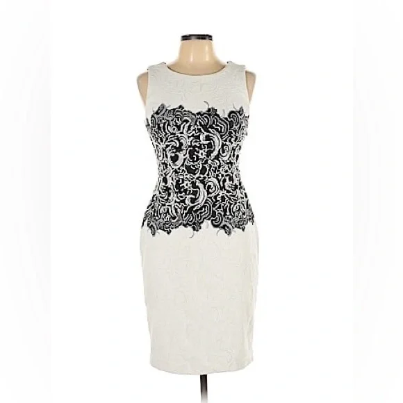 Dress - Picture 1 of 3